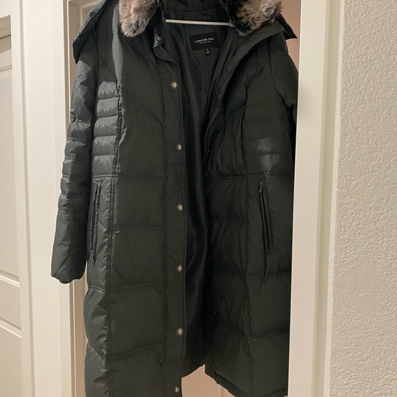 Dark Green Puffer Coat with Faux Fur Hood - Picture 1 of 3